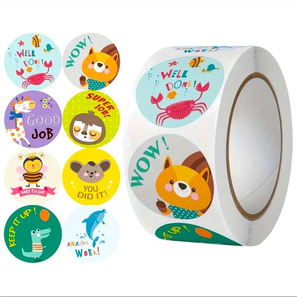 Roll of 500 Children’s Reward Stickers Cute Animals Encourage Recognition